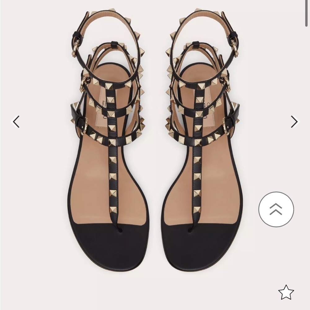 Valentino Rockstud Calfskin flat flip flop sandal